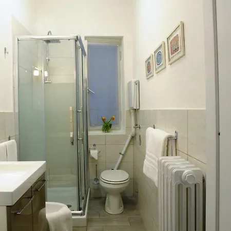 Filarmonico12 * Верона